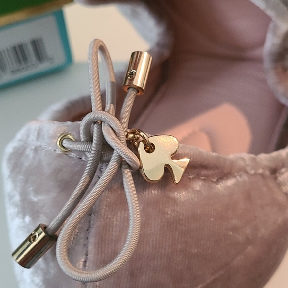 NIB Kate Spade Globe Crushed Velvet Flats - Picture 3 of 3